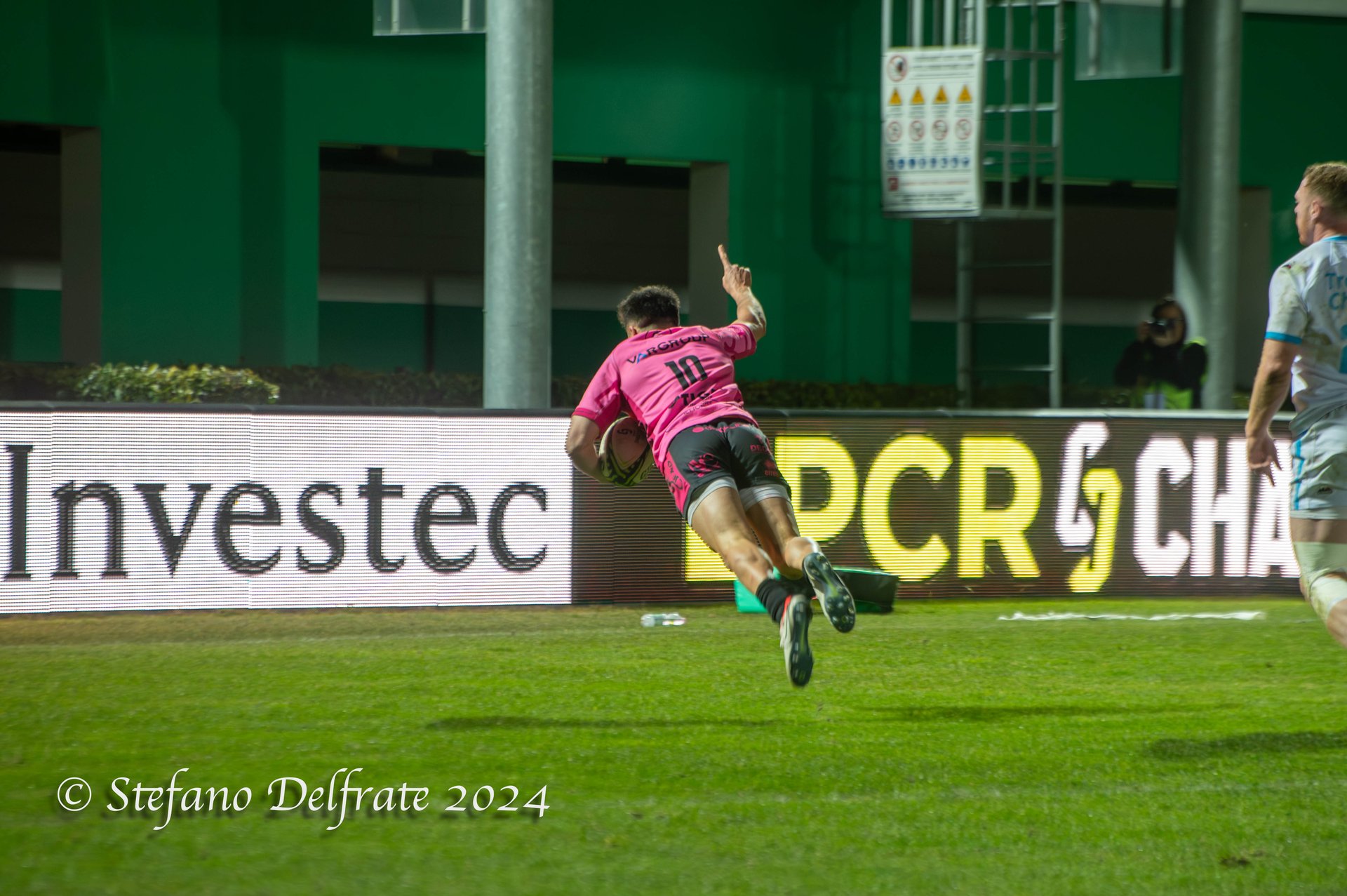 Les joueurs du MHR (Montpellier Hérault Rugby) en action lors d'un match de Challenge Cup