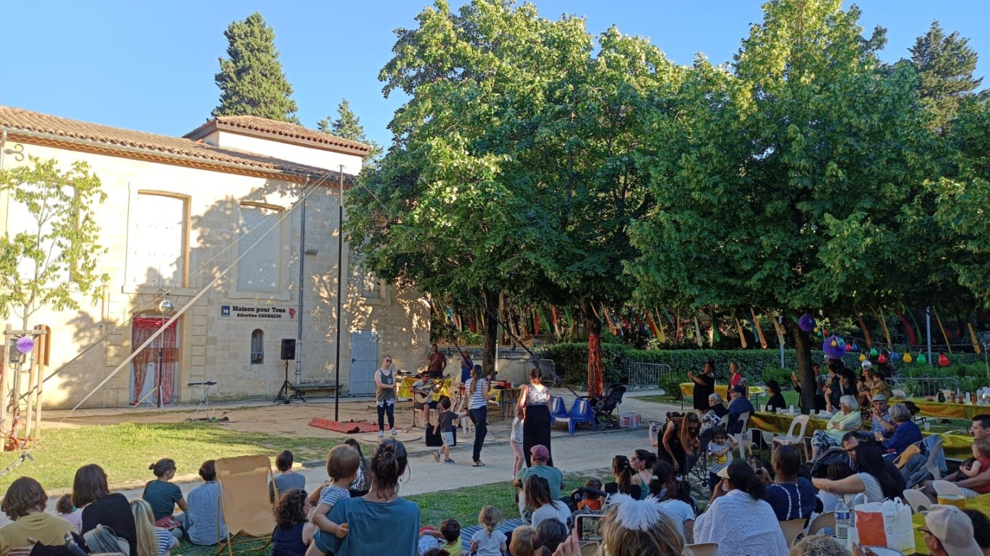 Fête populaire au parc de la Guirlande à Figuerolles, Montpellier