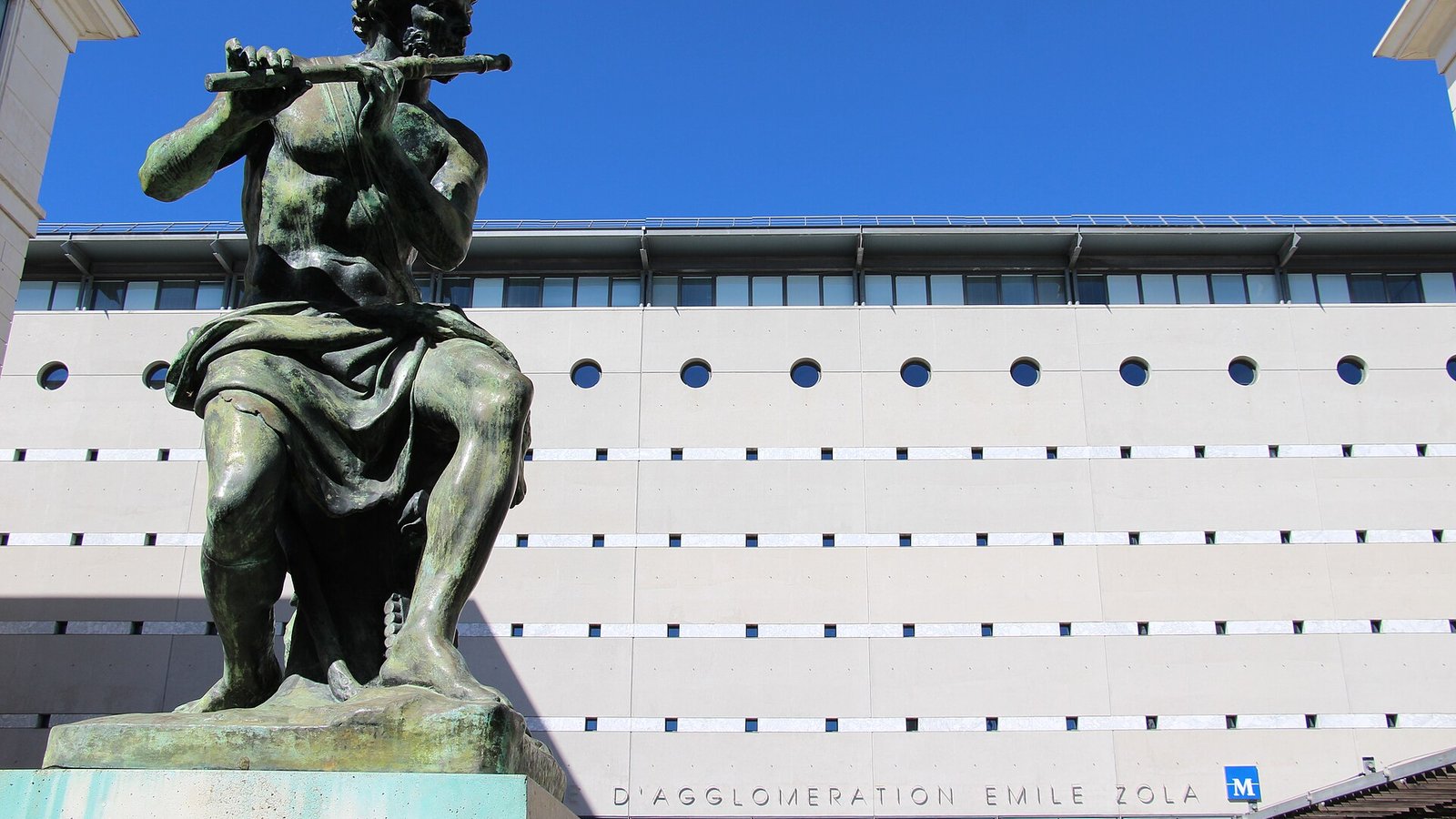 La médiathèque centrale Émile Zola à Montpellier