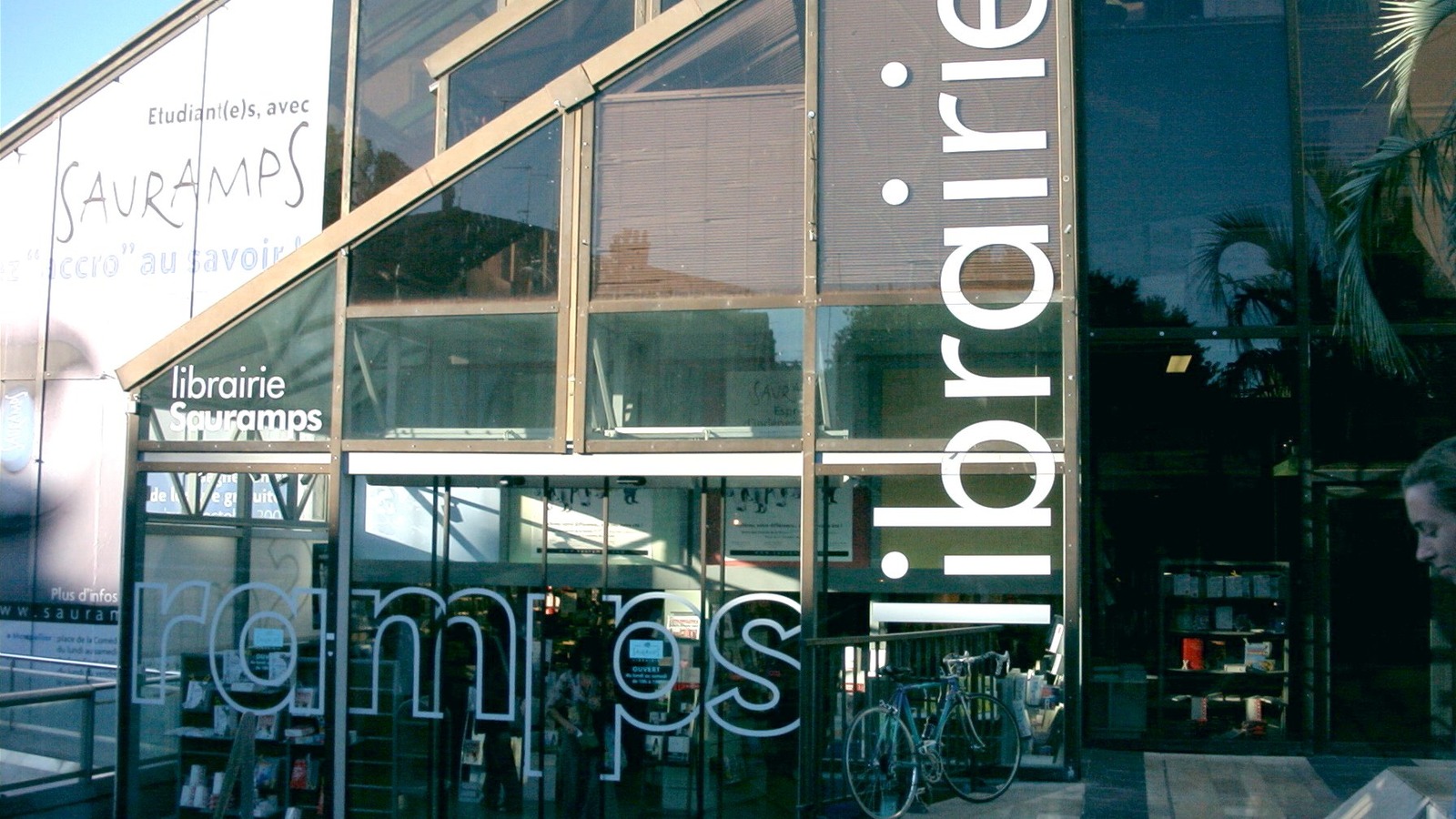 Facade de la librairie Sauramps a Montpellier, centre commercial Le Triangle