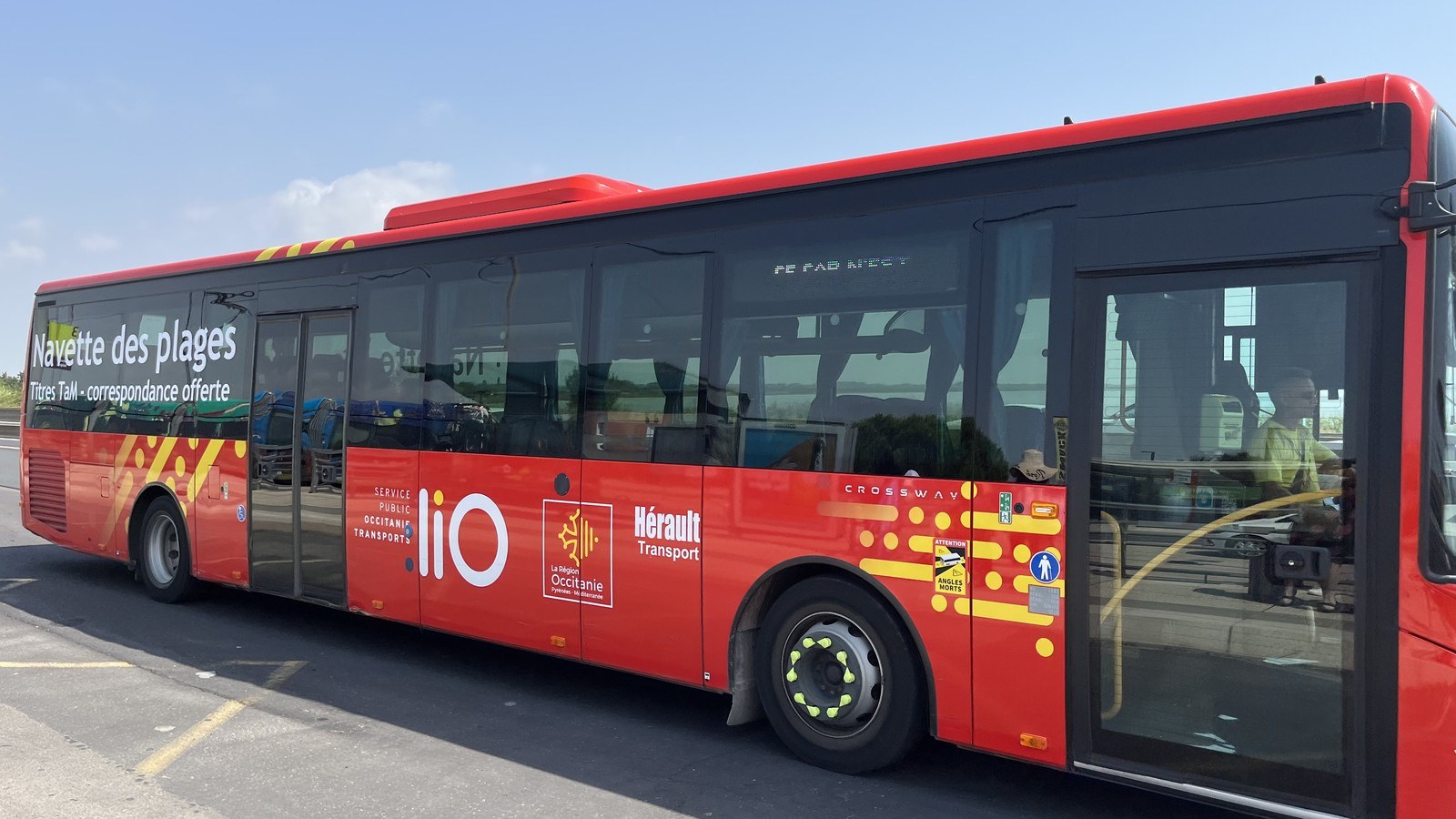 Bus Navette des plages liO Hérault Transport à Pérols, près de Montpellier