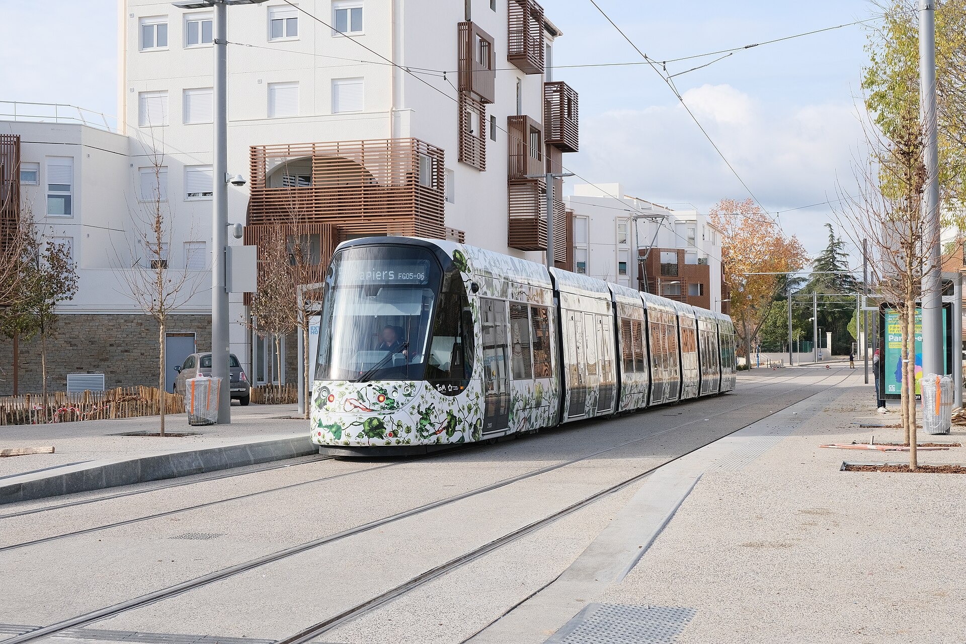 Rame du tramway de la ligne 5 circulant à Montpellier